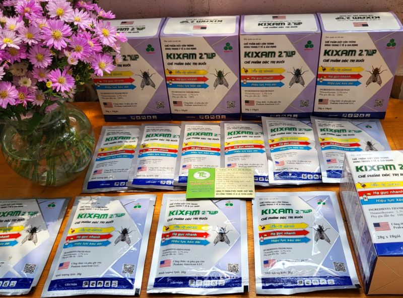 thuốc diệt côn trùng trong nhà